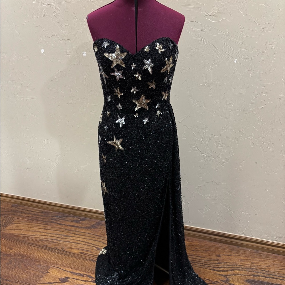 Elegant Black and Gold Starry Evening Gown